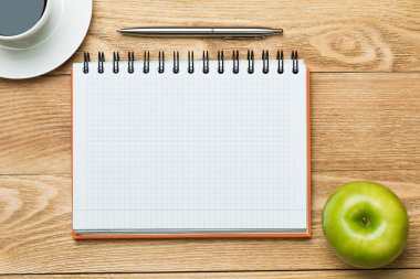 kahve ile boş not defteri