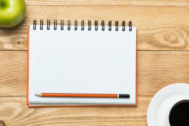 kahve ile boş not defteri