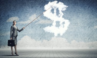 Doları para birimi simgesi tutan işkadını