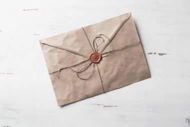 Mum mühür ile eski mektup zarfı