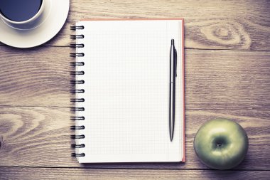 kahve ile boş not defteri