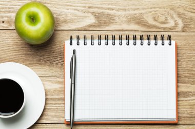 kahve ile boş not defteri