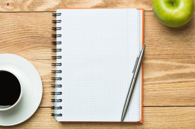 kahve ile boş not defteri
