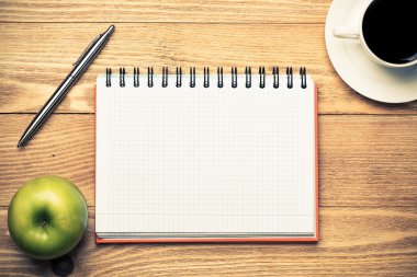 kahve ile boş not defteri