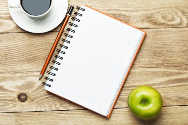 kahve ile boş not defteri