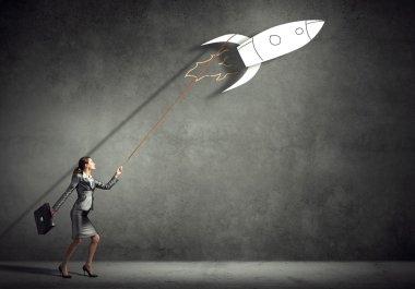 işkadını holding roket yol