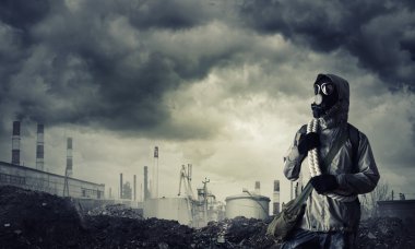 Gaz Maskeli adam kurtulan