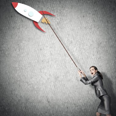 işkadını holding roket yol