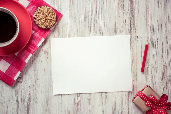 Papel de receita com xícara de café — Fotografia de Stock