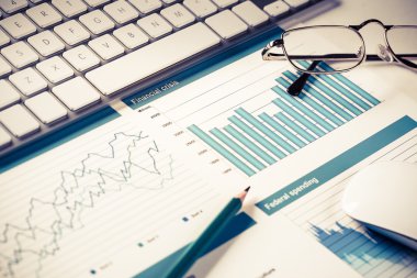 İş işyeri ile klavye ve diyagramları