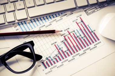 İş işyeri ile klavye ve diyagramları