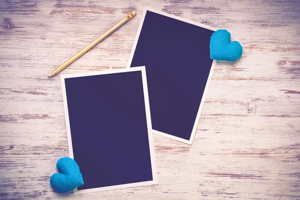 Black photo frames and hearts — Stock Image Black photo frames and hearts Stock Image
