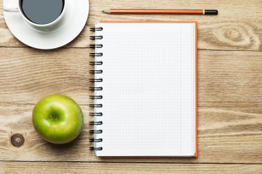 Kağıt kahve, apple ve kalem ile