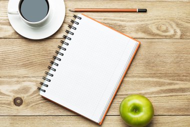 Kağıt kahve, apple ve kalem ile