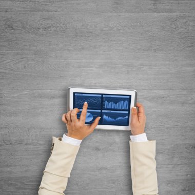 Tablet PC'yi kullanma işkadını eller 