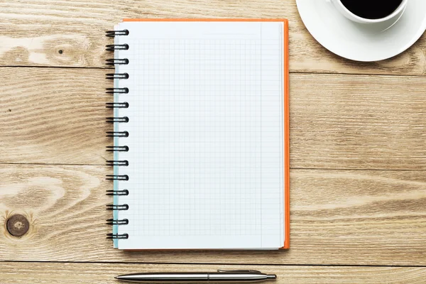 fincan kahve ve kalem ile boş 