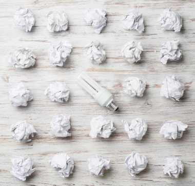 Üstün senin parlak fikrin