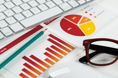 Ortalama satış raporu hazırlanıyor