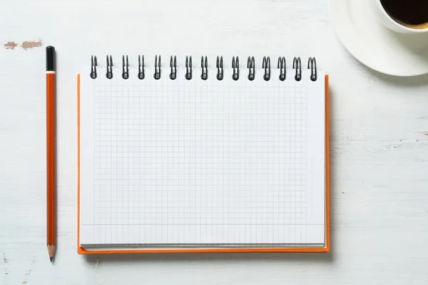 Coffee with notepad and pencil — Stock Photo, Image