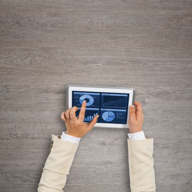 Tablet PC'yi kullanma eller