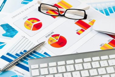 Ortalama satış raporu hazırlanıyor