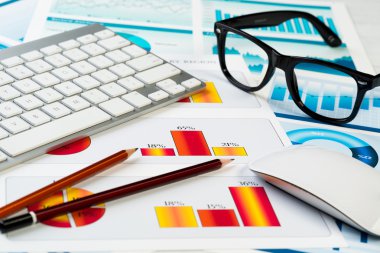 Ortalama satış raporu hazırlanıyor