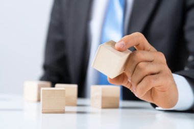 işadamı yapı kule