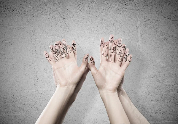 Mãos de homem e mulher — Fotografia de Stock