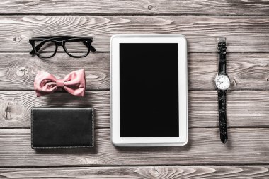 Tahta masayı hipster