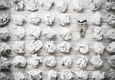 Üstün senin parlak fikrin