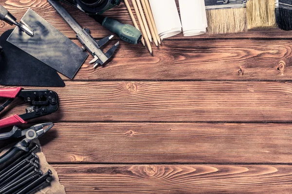 Instruments sur table en bois — Photo