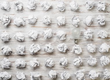 Üstün senin parlak fikrin