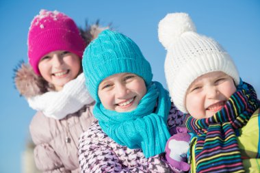  Mutlu çocuklar eğleniyor