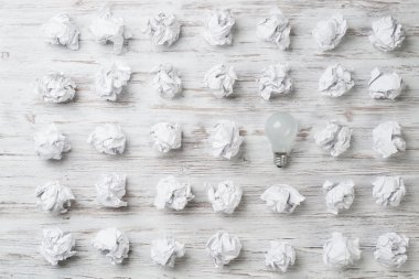 Üstün senin parlak fikrin