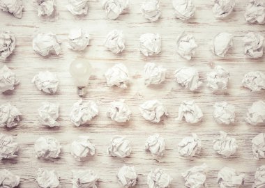 Üstün senin parlak fikrin