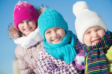  Mutlu çocuklar eğleniyor