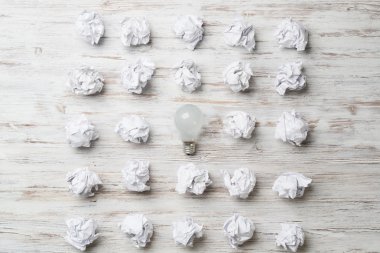 Üstün senin parlak fikrin