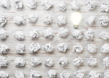 Üstün senin parlak fikrin