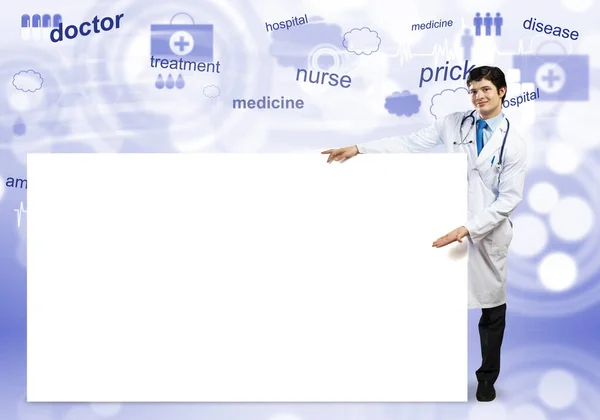 Medico con banner — Foto Stock