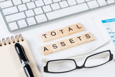 Harflerle toplam varlık kavramı