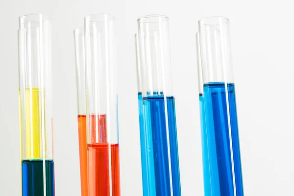 Análise e testes de laboratório de química orgânica — Fotografia de Stock