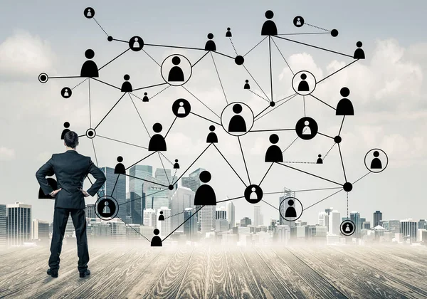 팀워크와 협력의 상징으로 스크린에 그려진 사회적 연결 개념 — 스톡 사진