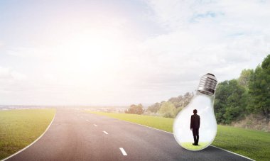 Ampulün içindeki iş adamı