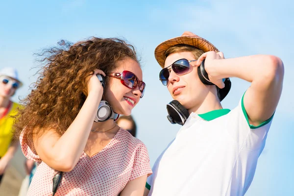 Stylish young couple — Stock Photo, Image