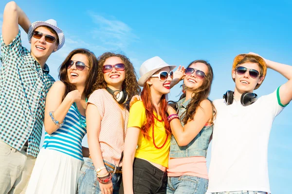 Group of happy young people — Stock Photo, Image