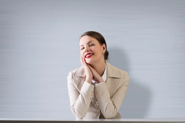 Bonita mujer de negocios — Foto de Stock