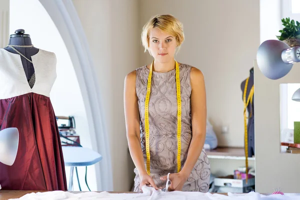 Seamstress in atelier studio — Stock Photo, Image