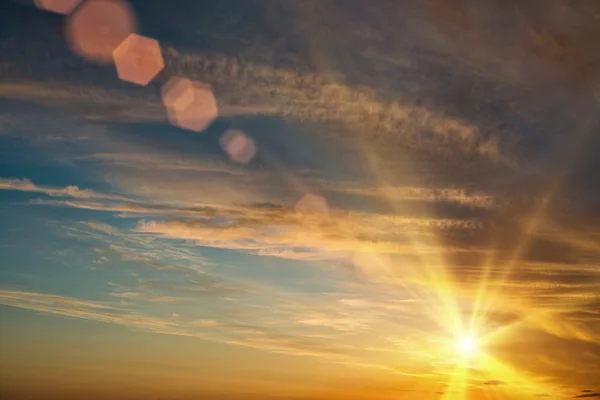 Puesta de sol en el cielo — Foto de Stock