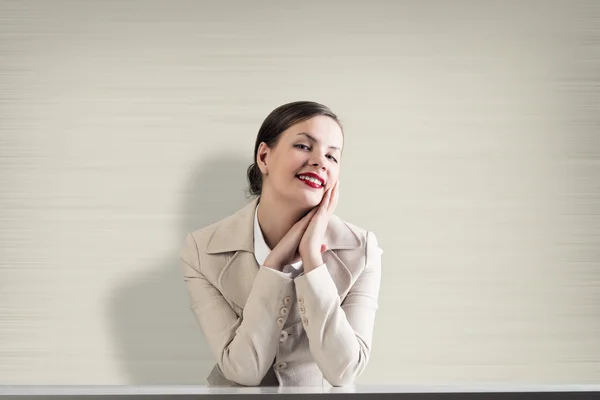 Bonita mujer de negocios — Foto de Stock