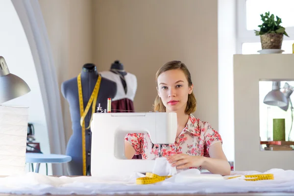 Seamstress at work — Stock Photo, Image